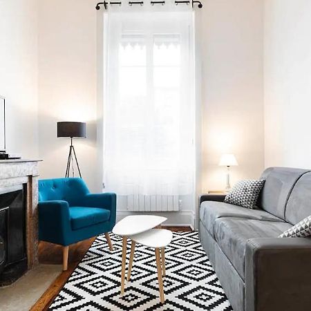 Appartement 2 Pieces Jean Mace Et Stationnement Lyon Exterior photo